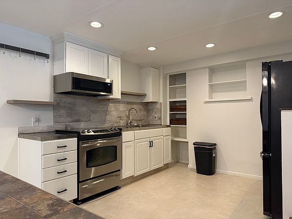 Gourmet Kitchen