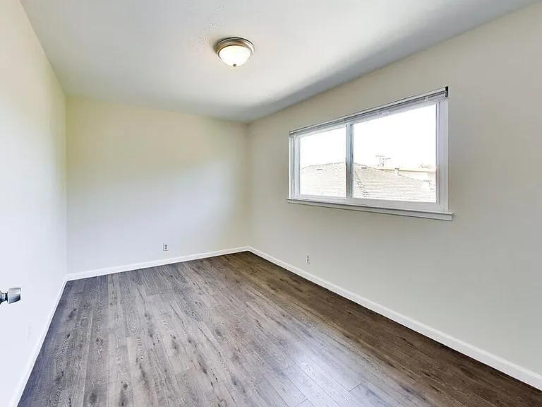 227 Madrone St #3 — Photo 9