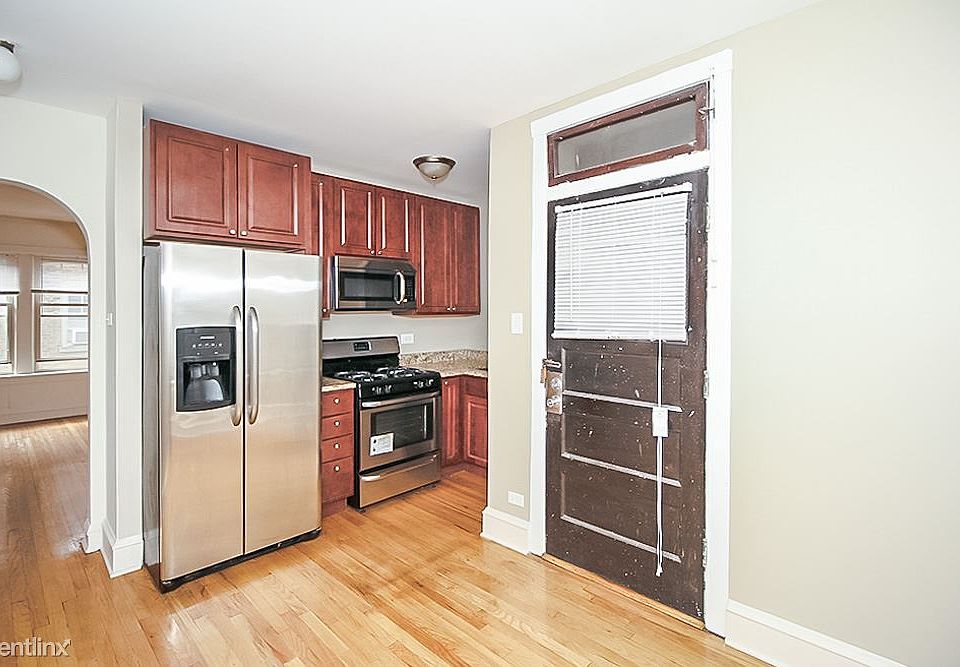 1st image of 2100 W Ainslie St #2106S2