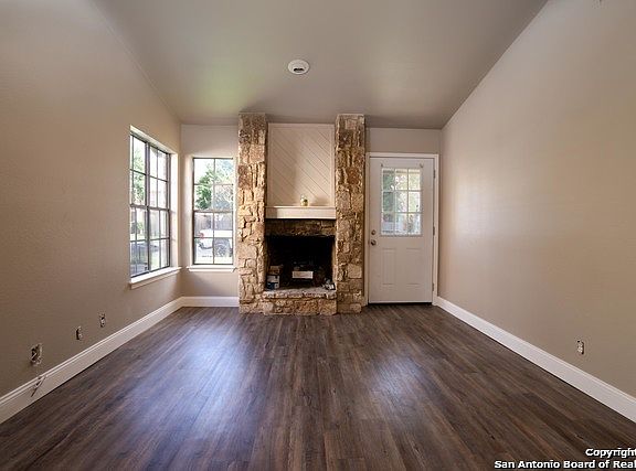 4th image of 5334 Gawain Dr