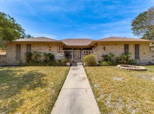 8211 Lullwater Dr, Dallas, TX 75218