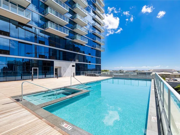 629 Keeaumoku St #1705, Honolulu, HI 96813