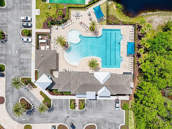 3rd image of 657 Grand Reserve Dr
