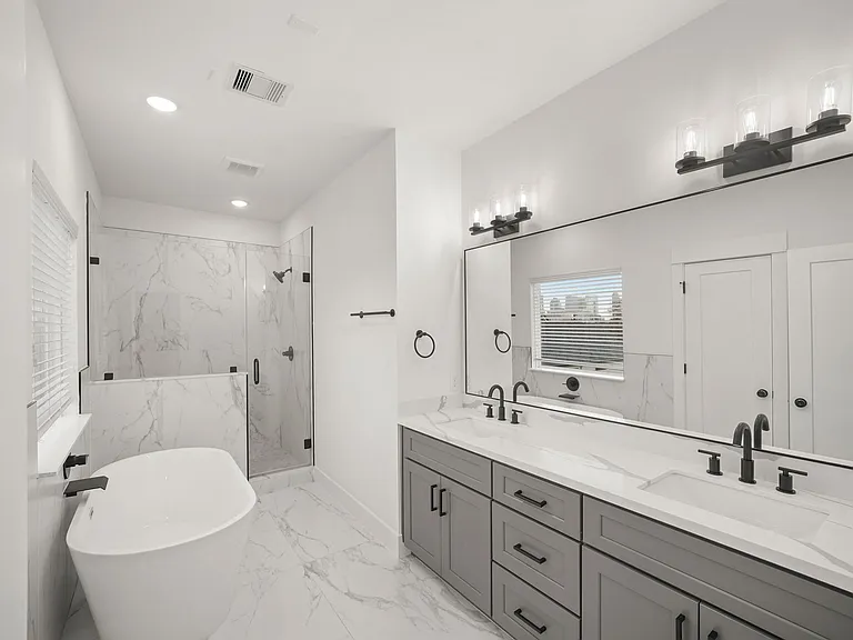 2811 Anita St — Photo 23