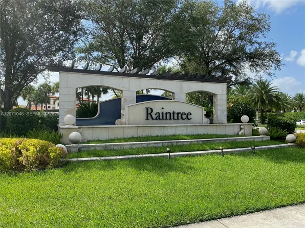 11362 SW 15th St, Hollywood, FL 33025
