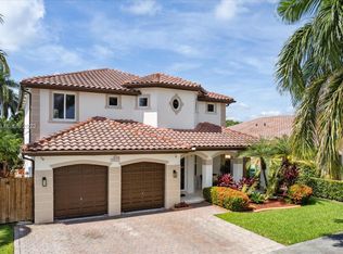 16412 SW 67th Ter, Miami, FL 33193