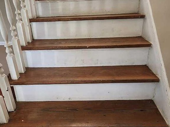 5th image of 612 Tazewell Ave SE