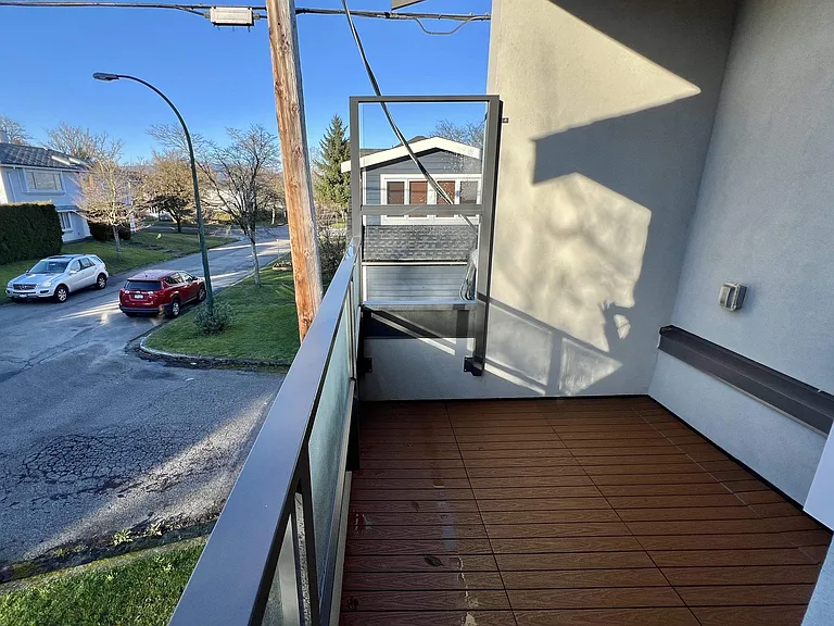 5482 Quebec St — Photo 14