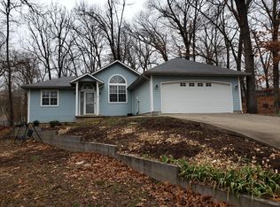 1412 S Maple Ln, Grove, OK 74344