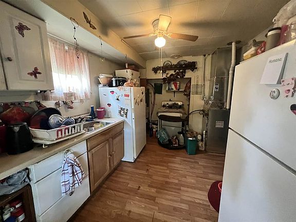 4th image of 722 N 24th St