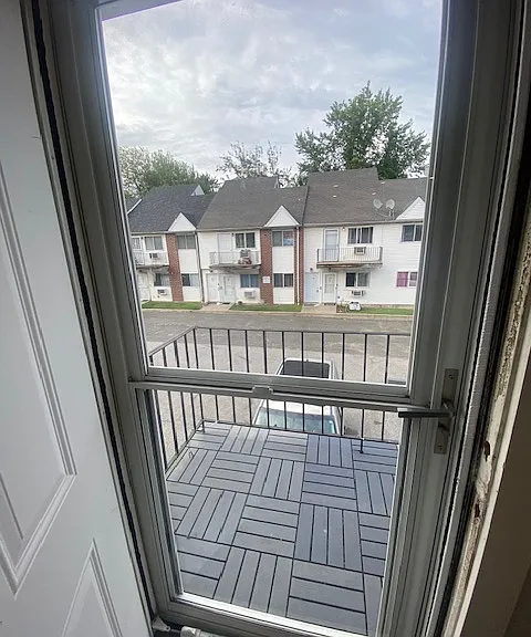 Maple Pkwy — Photo 5