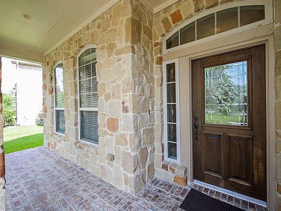 5th image of 107 N Bacopa Dr