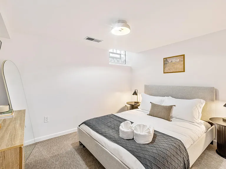 27470 Lathrup Blvd — Photo 32