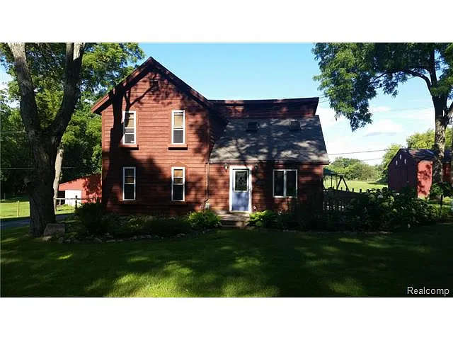5539 Richardson Rd photo 1