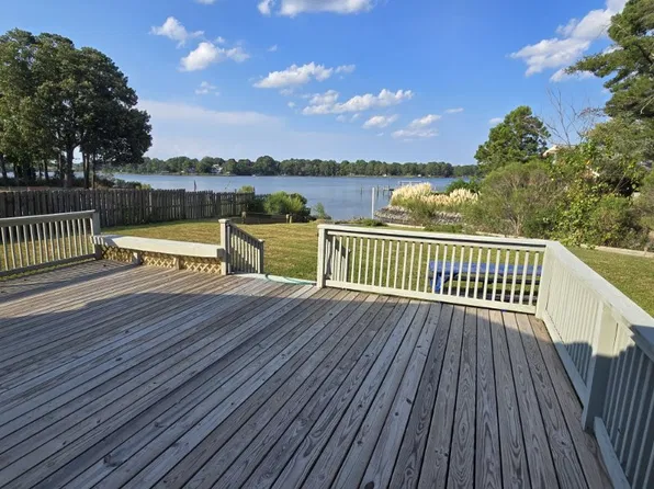 104 Rollingswood Rd, Chesapeake, VA 23325