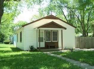 2132 Sloan St, Manhattan, KS 66502
