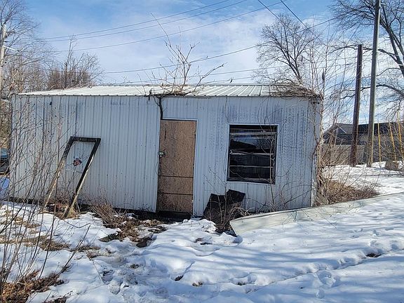 4th image of 403 Butcher Blvd