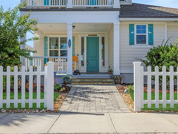 3rd image of 27 Sandy Beach Way