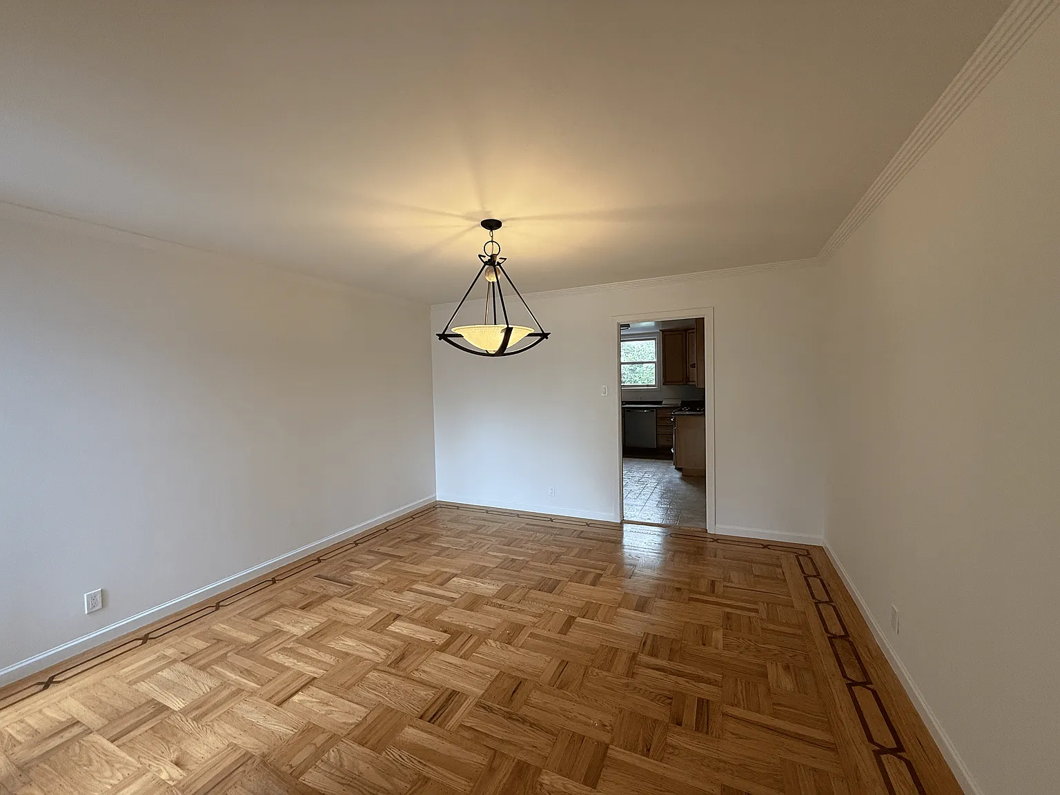 2 bed, 1841 sqft, $8,000 — Photo 3