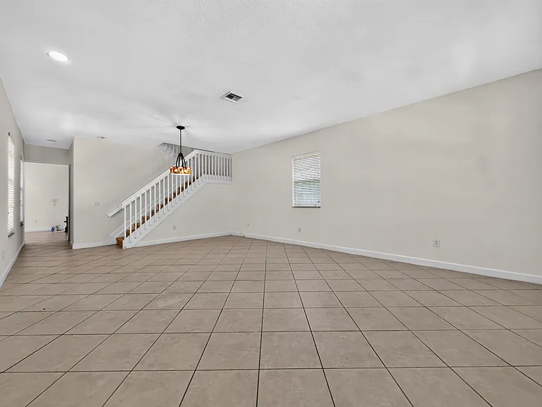 625 SW 146th Ter #901 — Photo 2