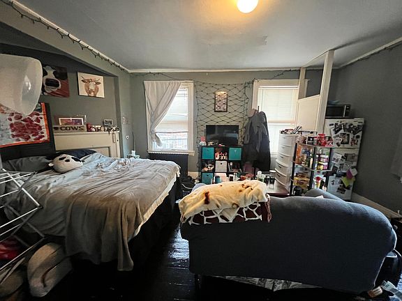 4th image of 83 Englewood Ave APT 5