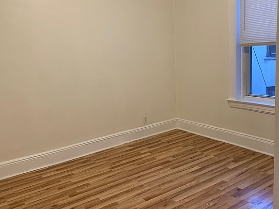5th image of 31-70 36th St #3
