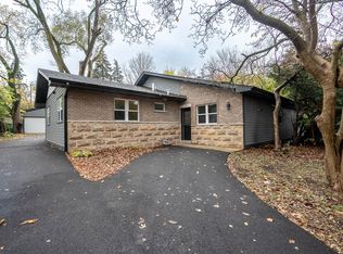 2N112 Virginia Ave, Glen Ellyn, IL