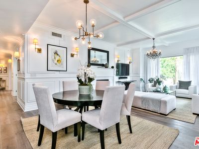 10727 Wilshire Blvd APT 202, Los Angeles, CA, 90024