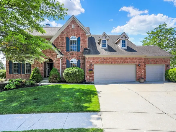8753 Lily Ct, Zionsville, IN 46077