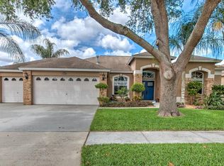 1833 S Ridge Dr, Valrico, FL 33594