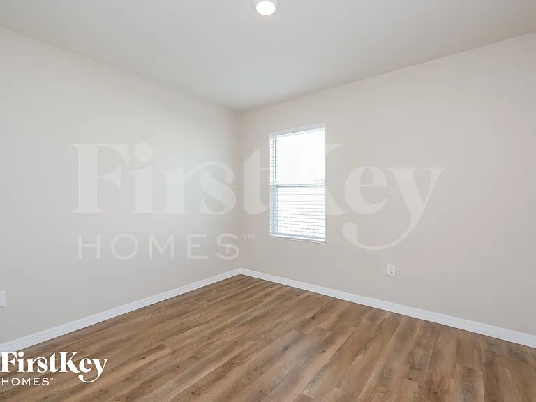 36051 Carriage Pine Ct — Photo 12