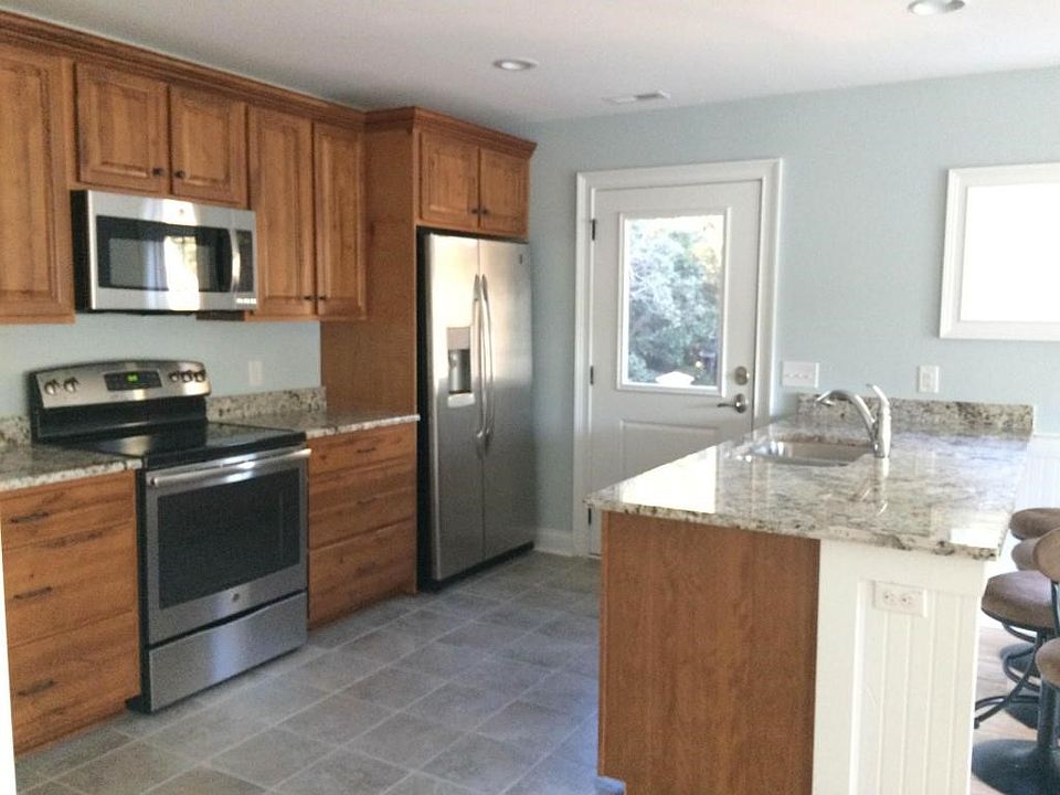 2nd image of 677 Oak Marsh Dr