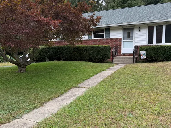835 Woodland Rd, Sugar Notch, PA 18706