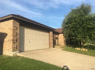9309 Alyssa Ct, White Settlement, TX 76108