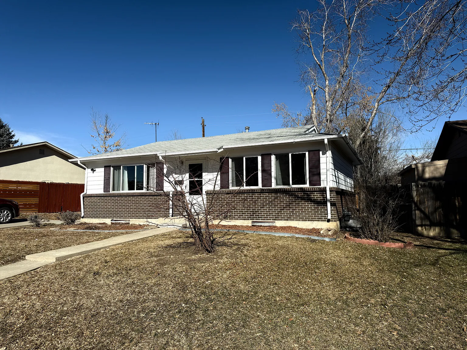 3 bed, 1728 sqft, $2,627 — Photo 3