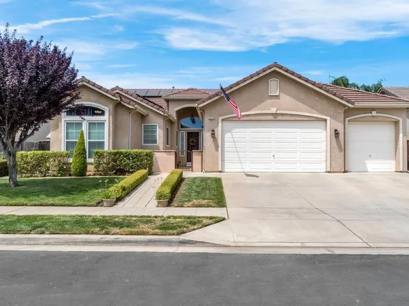 2873 Scott Ave, Clovis, CA 93611