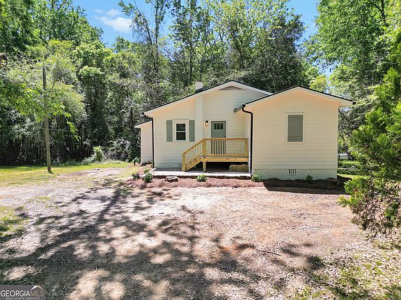 2nd image of 1476 High Rd #42