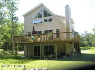 150 Caribou Rd, Dingmans Ferry, PA 18328