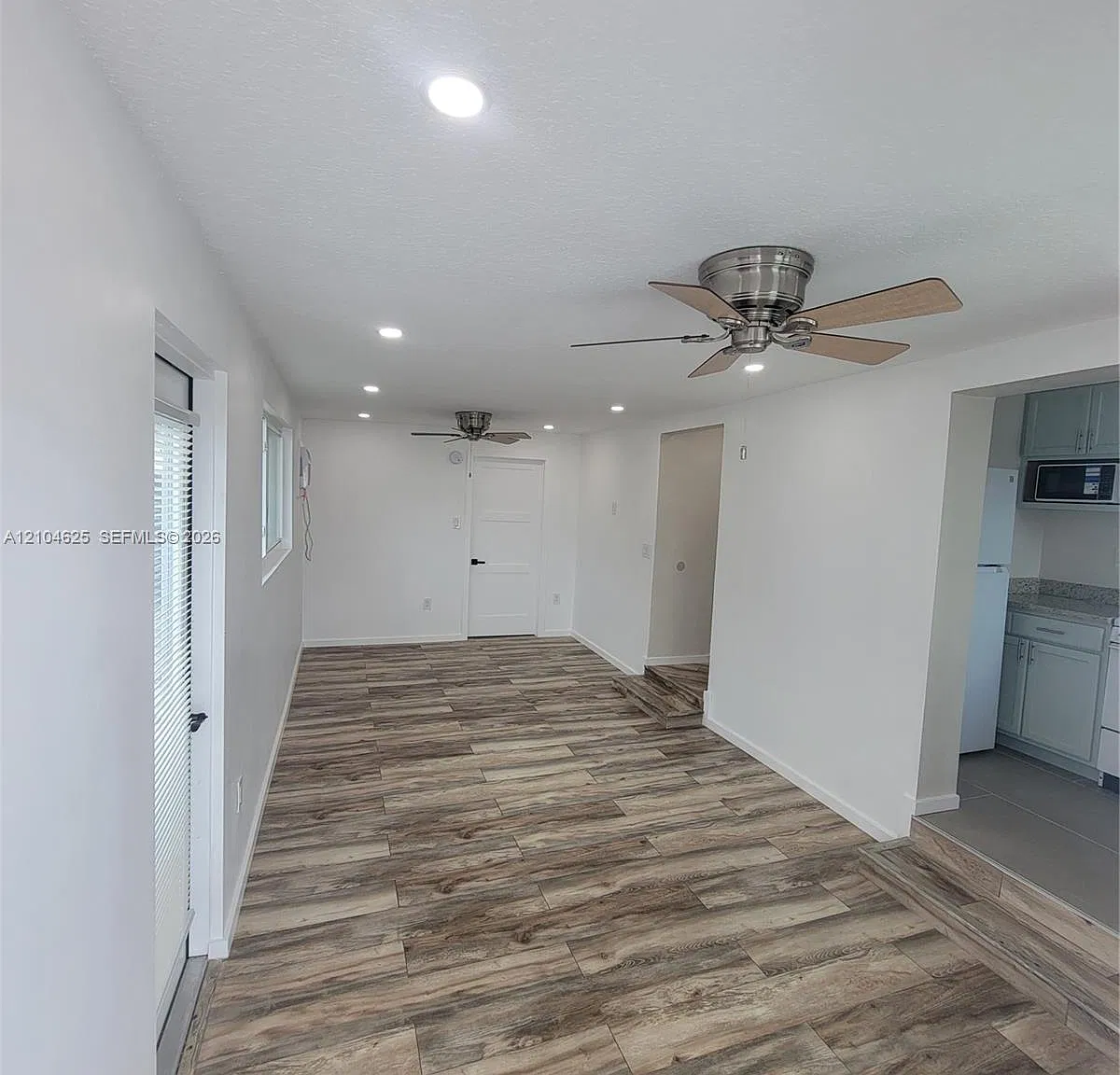 2 bed, 2.0 bath, $2,300 — Photo 4