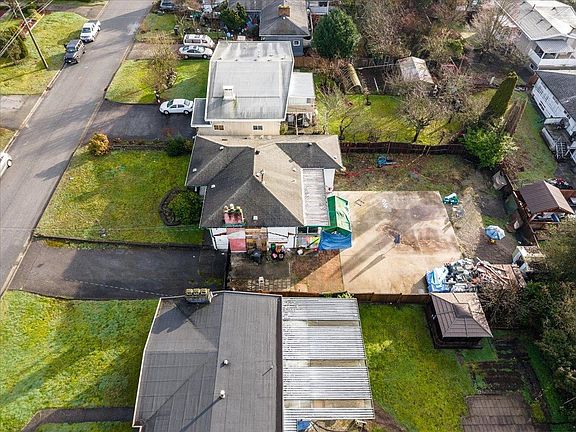 5th image of 518 Appian Way