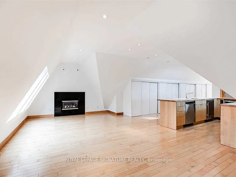 81 Whitehall Rd #UPPER — Photo 20