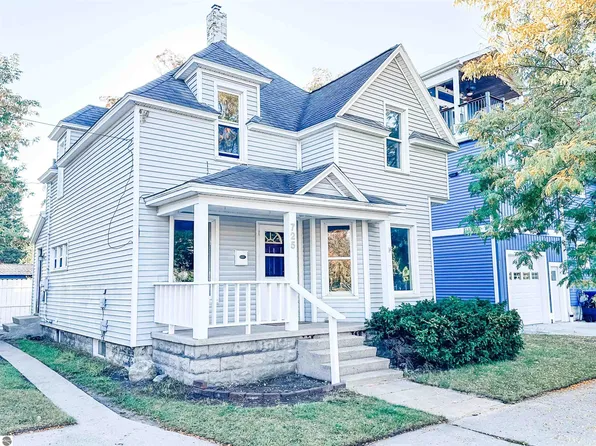 725 Cass St, Traverse City, MI 49684