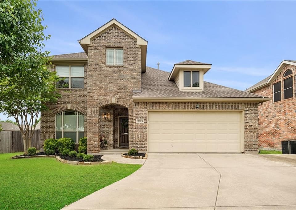 1st image of 2524 Heatherdale Dr