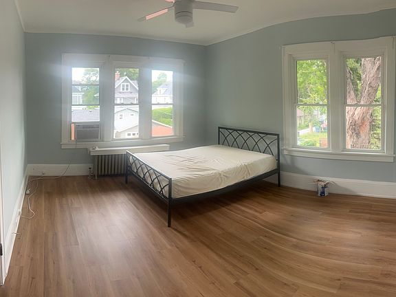 4th image of 3326 Humboldt Ave S #2
