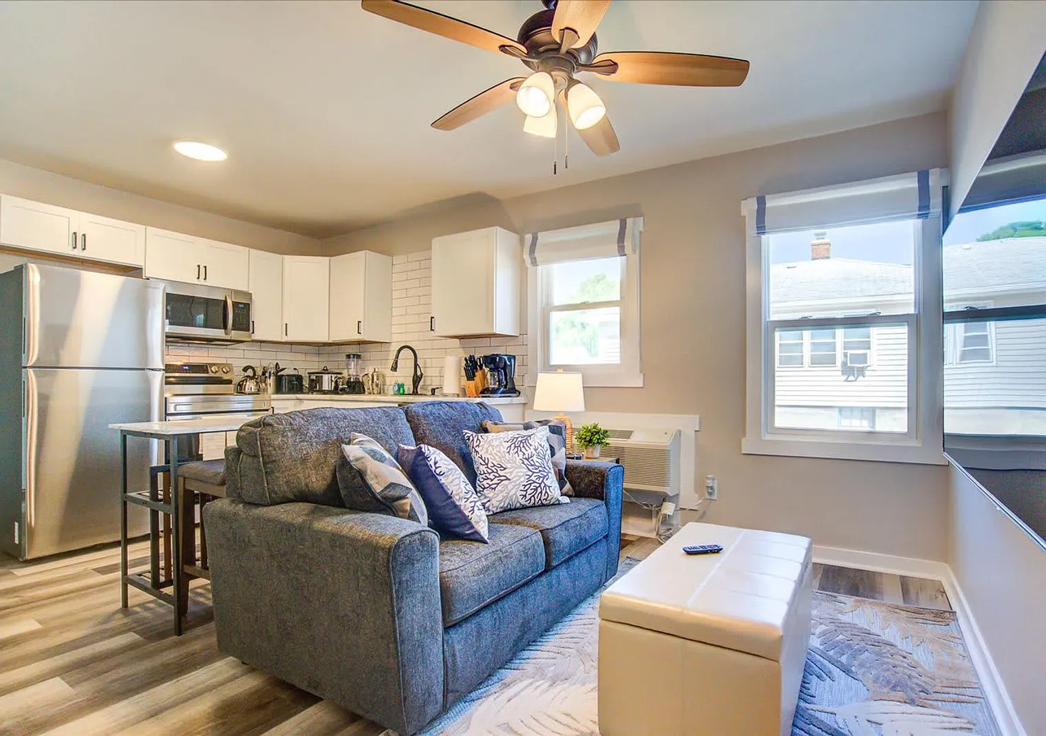 1 bed, 1.0 bath, 473 sqft, $3,235 — Photo 1