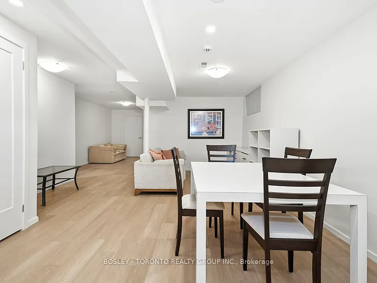 146 Earlscourt Ave #LOWER — Photo 9
