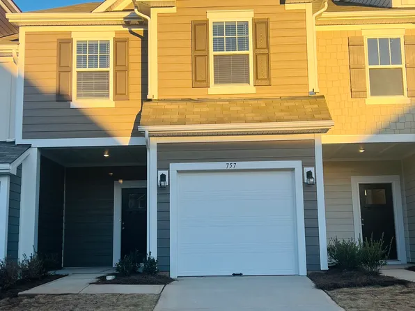 757 Kitfox Dr NW, Concord, NC 28027