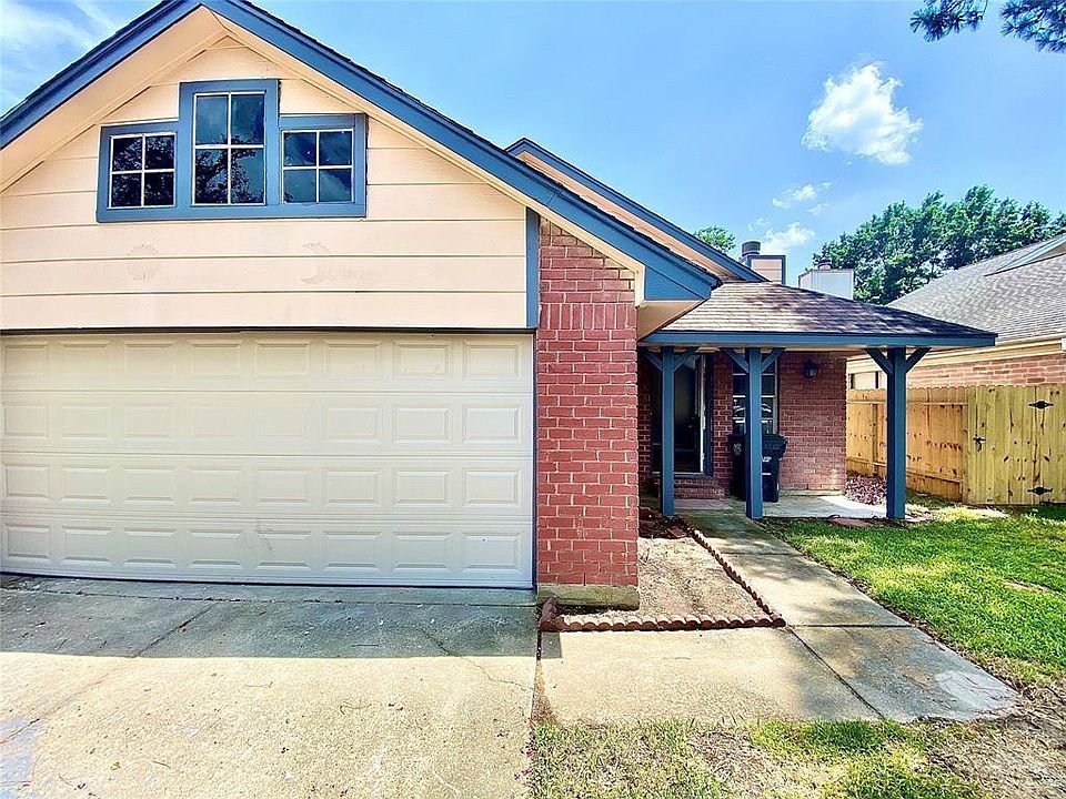 1st image of 19539 Cypress Moss Dr