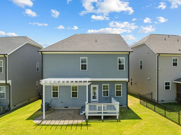 444 Beacon Ridge Blvd — Photo 31