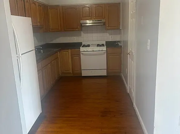 (undisclosed Address), Bronx, NY 10467